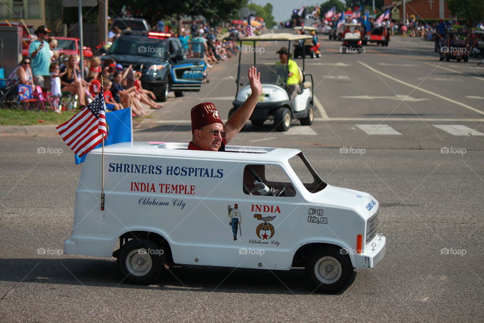 Shriners Small Van with flag