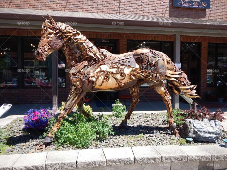 Metal Horse Sculpture 