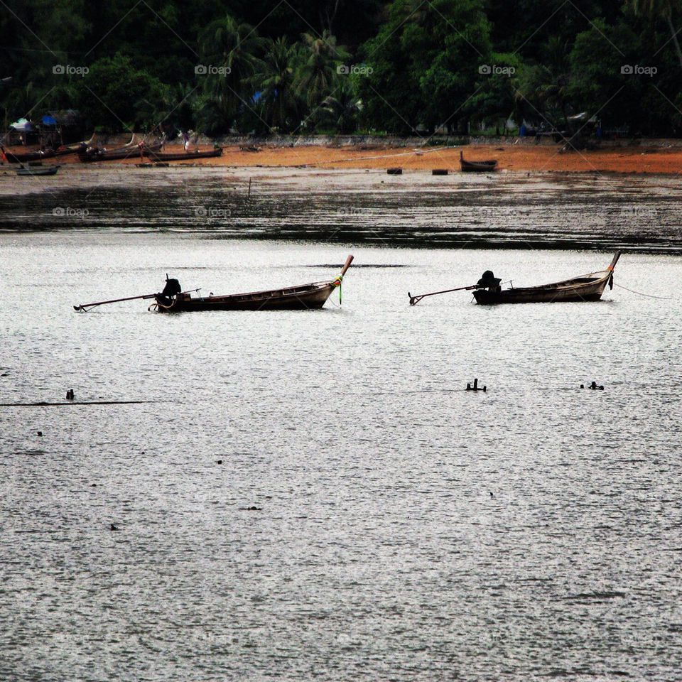 beach boats trees sea by hofit25