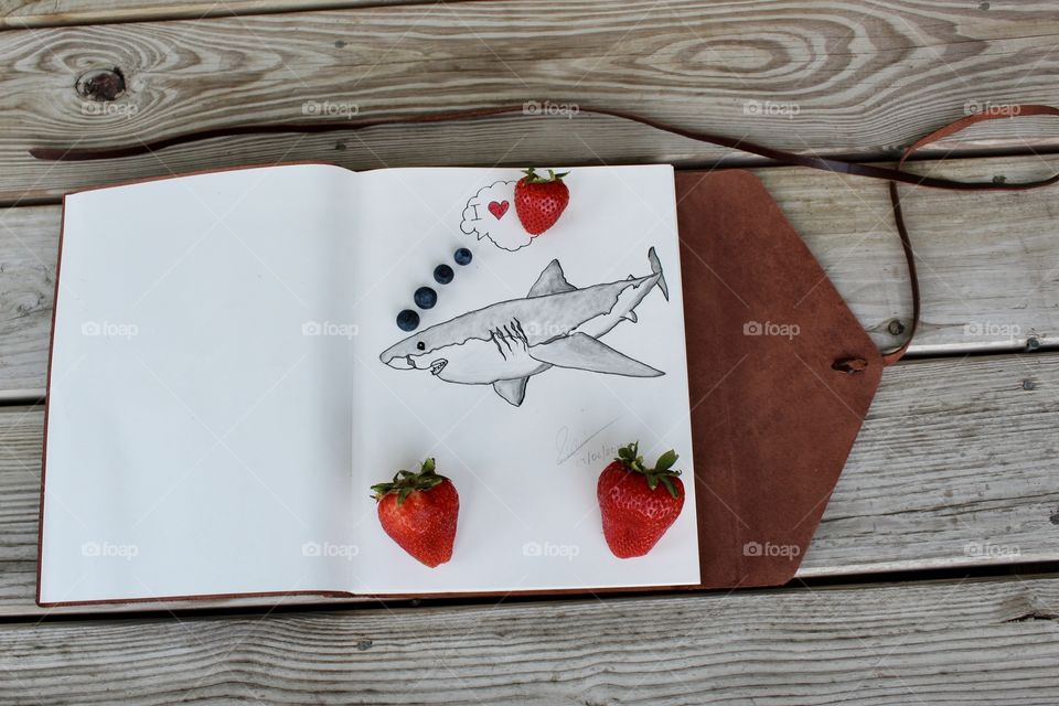 Even sharks love strawberries (and some blueberries as well) 🦈 🍓