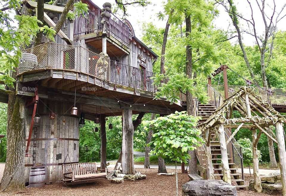 Two-Story Treehouse 