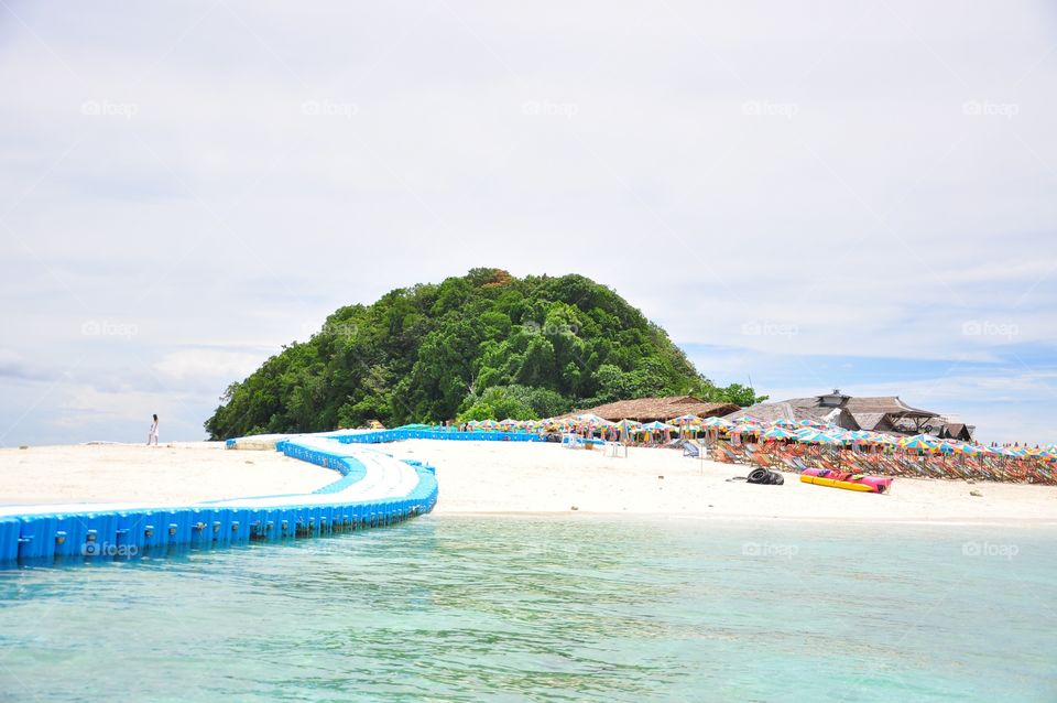 Sky and sea at Koh Khai Nok. 