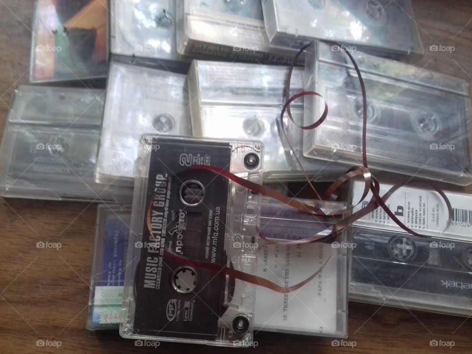 Cassettes & Vinuls