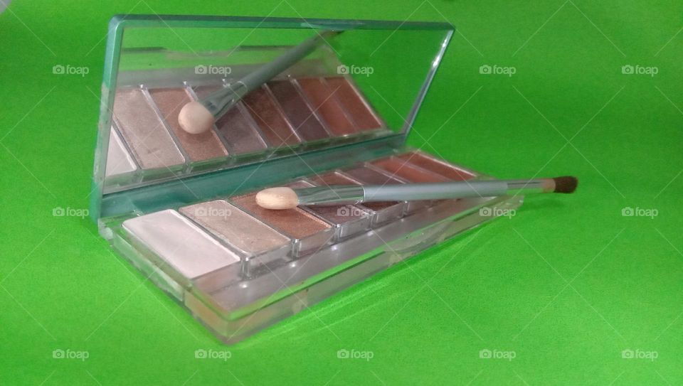 Make up product of Wardah