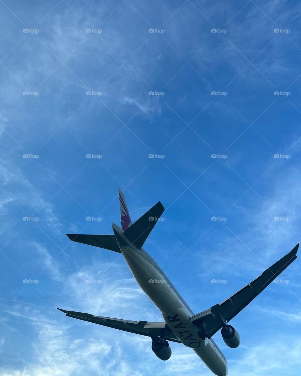 Final approach aircraft