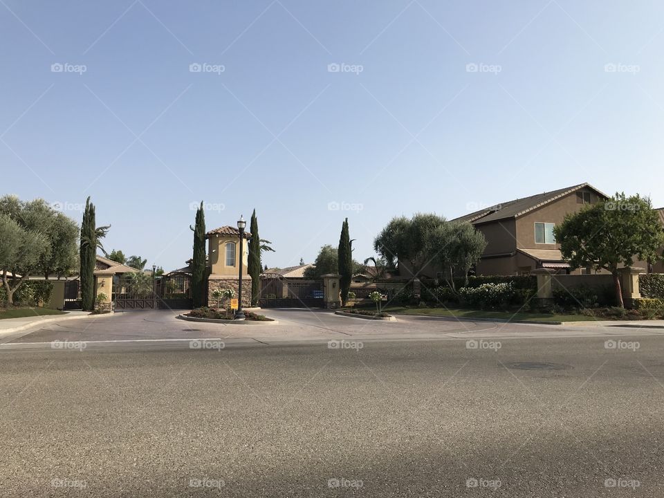 Gated community homes. They are located in an upscale area of the city.