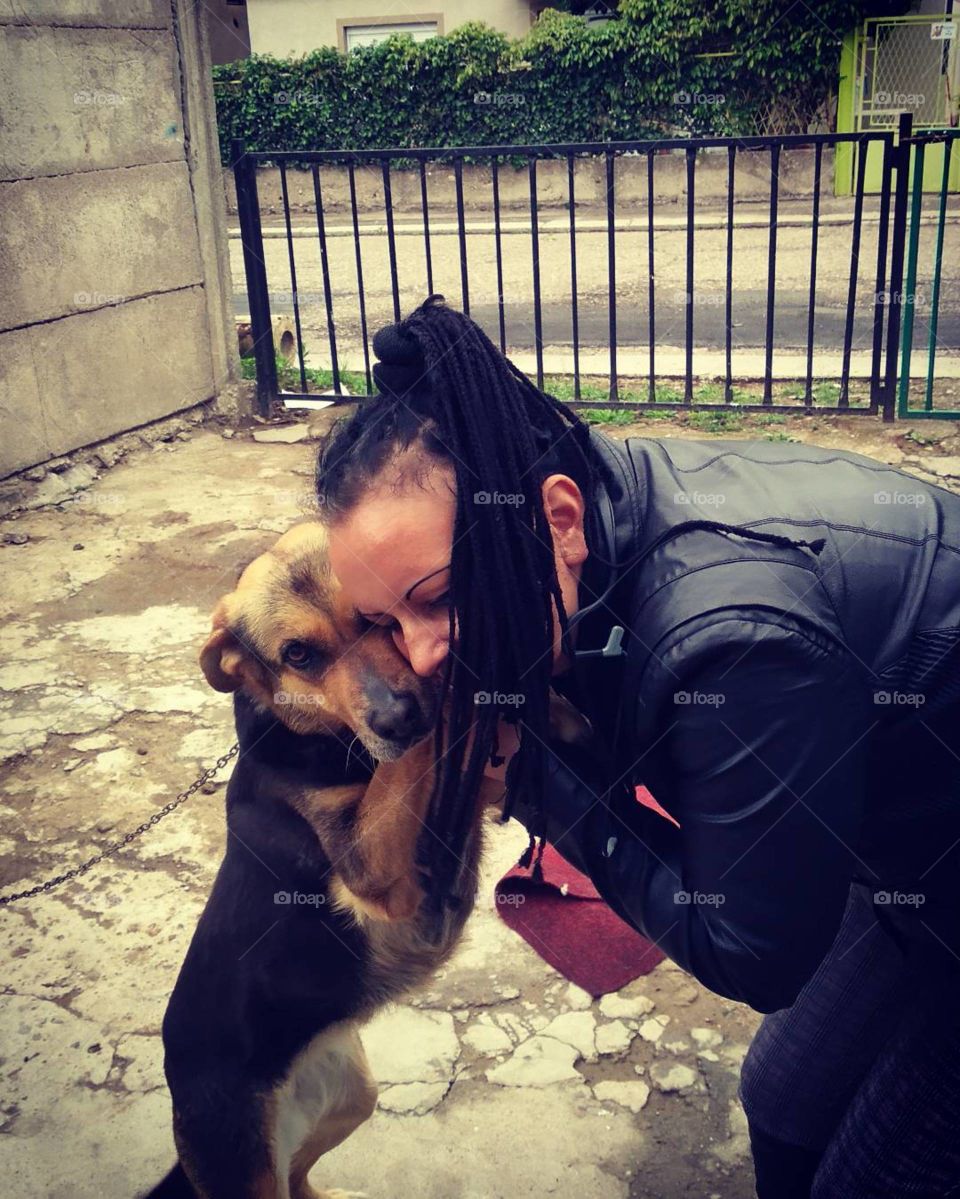 And of course, the end of a #wonderful #day - #kissing my most beautiful #dog in the #world
The day was perfect as #thesecret say
"You can do, be or have everything you want"