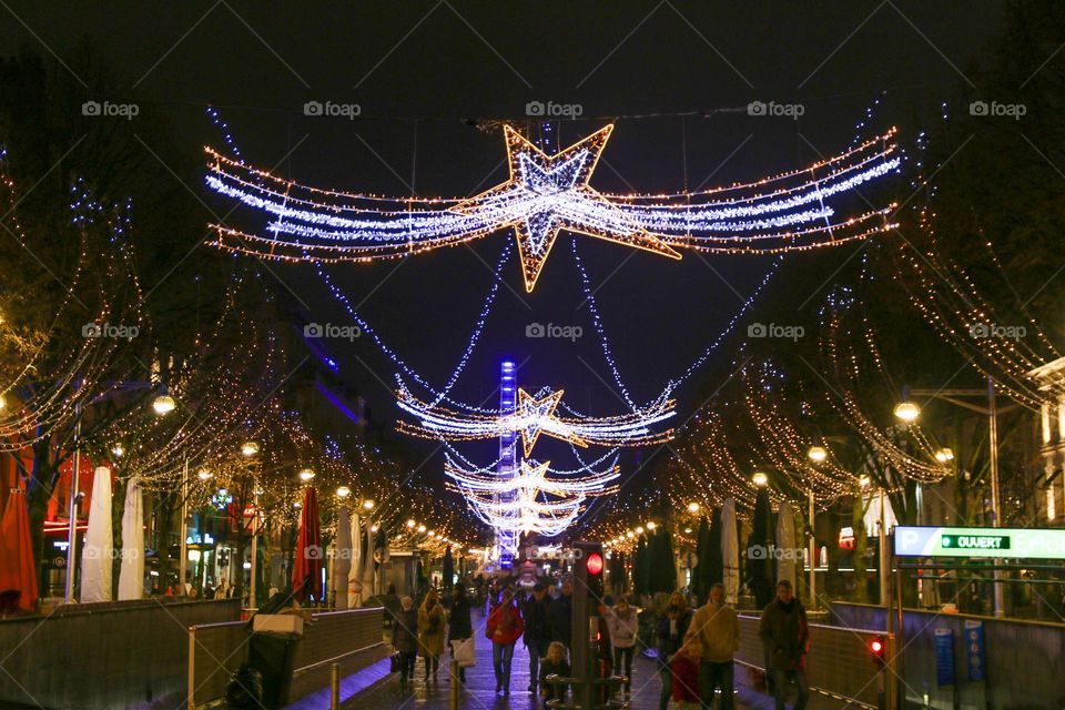 Holiday spirit, city lights Reims