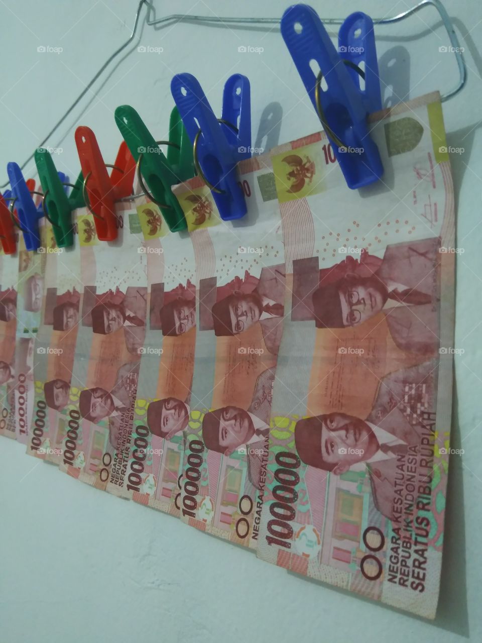 money indonesian