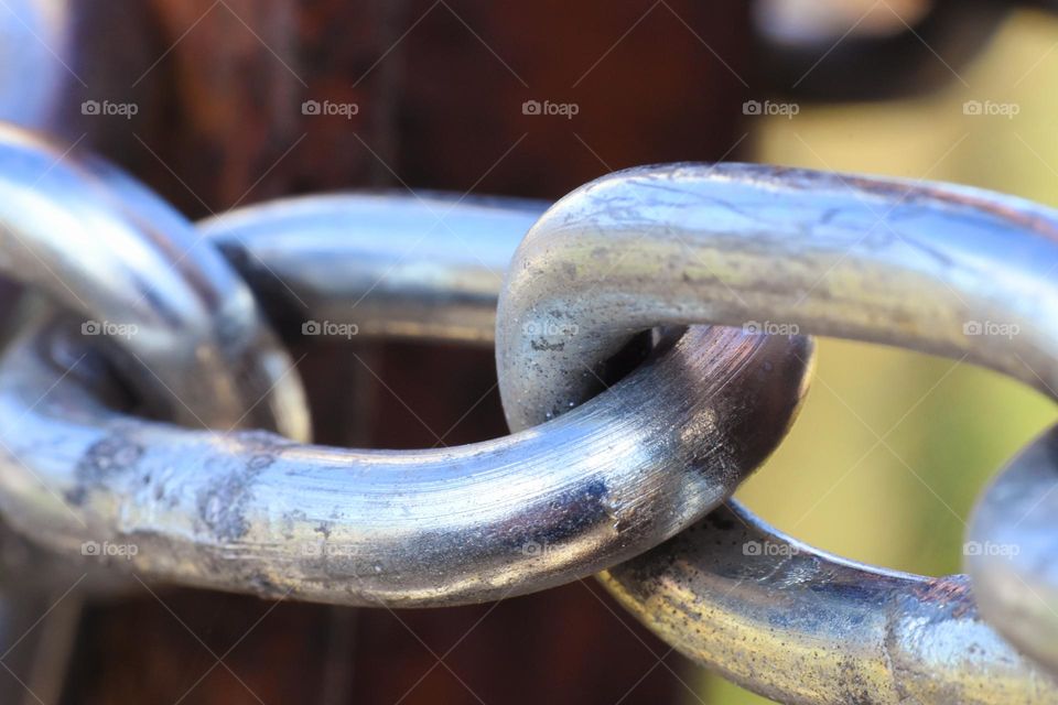 closeup of chain