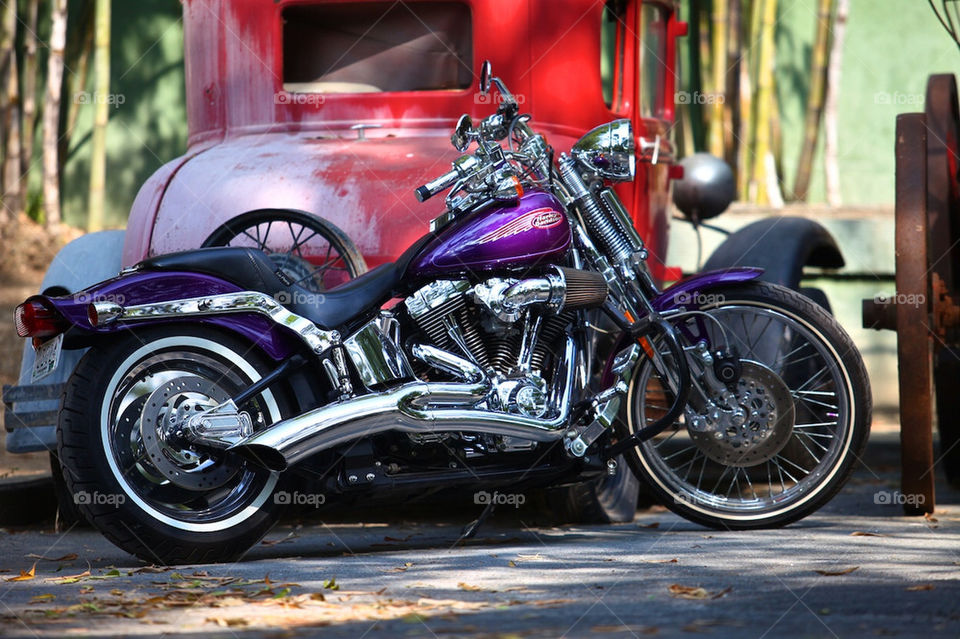 Harley Davidson bike and a Ford Model T