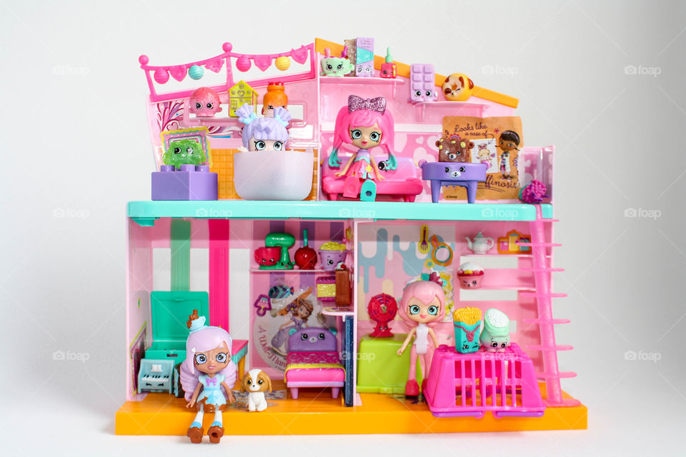 Doll house