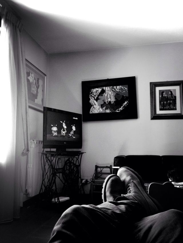 TV