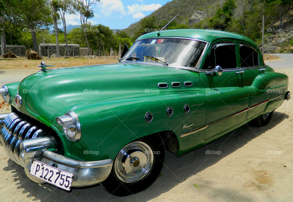 1950 Buick Special Car in Santiago de Cuba!
This 1950 Buick Special is up and still running strong as it is used as a taxi!