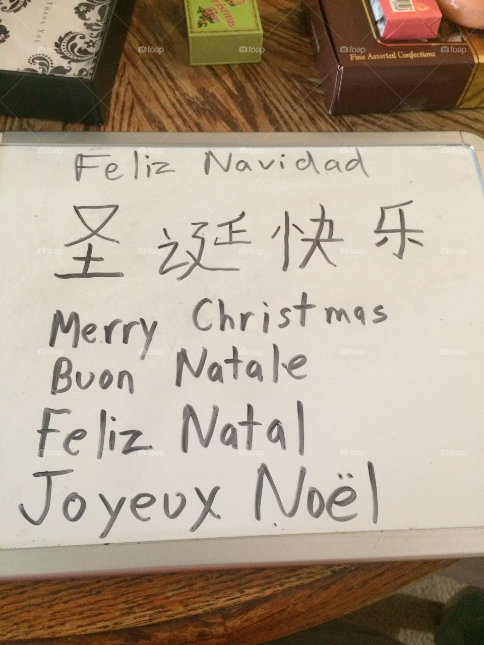 Merry Christmas in many languages 