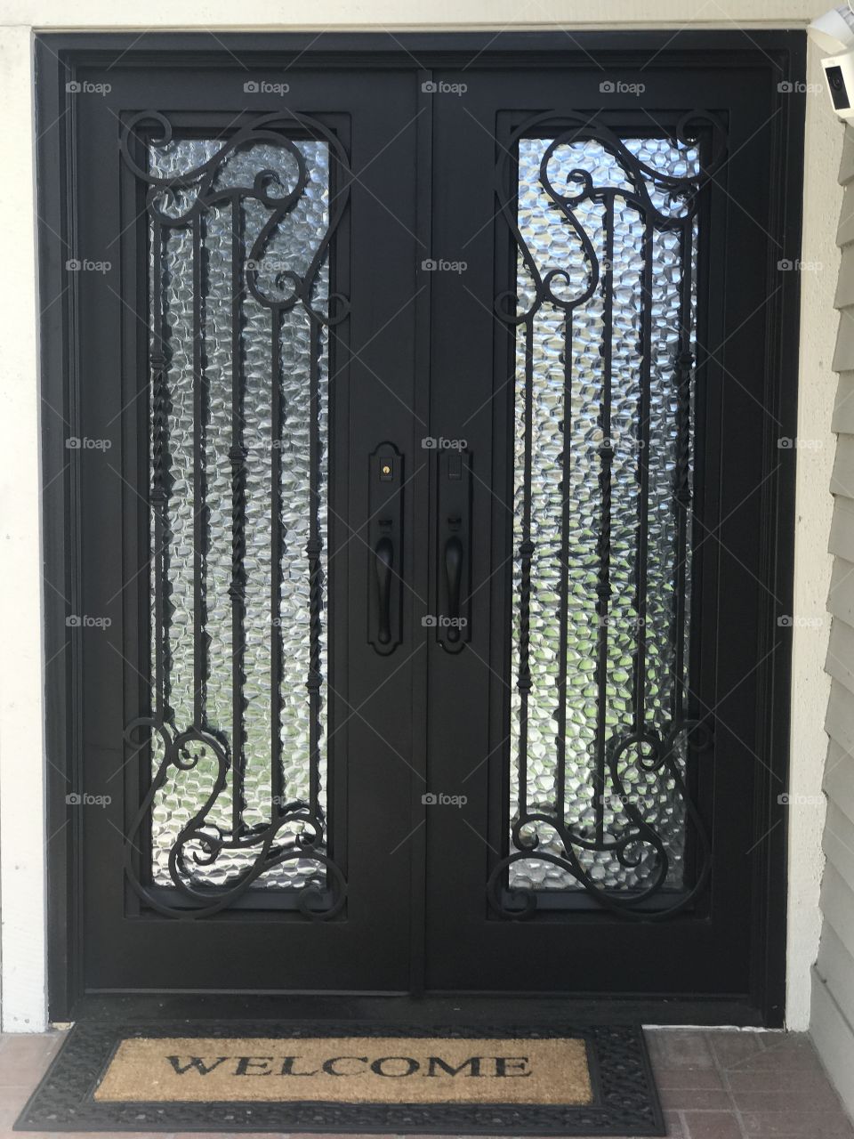 Our new cast iron front door. Now I feel extra safe.