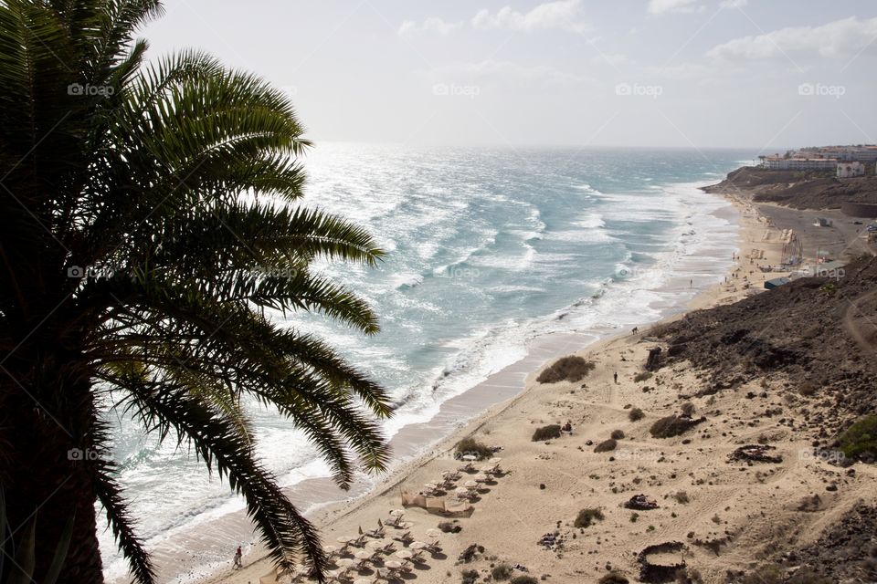 High angle view of beach in Fuerteventura, Canary Islands, Spain  - utsikt över strand Kanarieöarna 