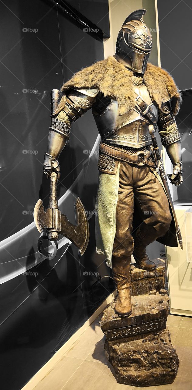 A cool warrior dummy guy.