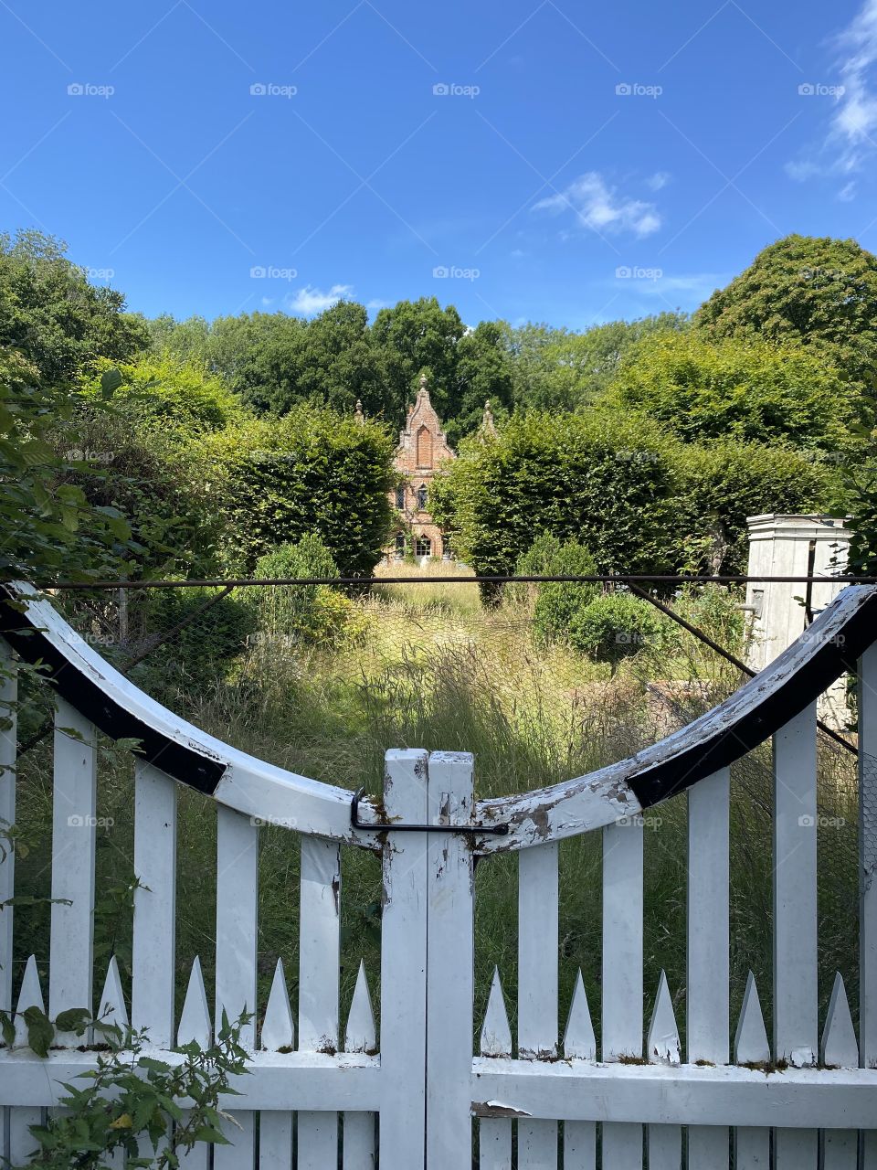 Hunting Lodge Owned by King Henry VII. Countryside. Beautiful. Tudor. Basingstoke Canal. Odiham. Architecture.