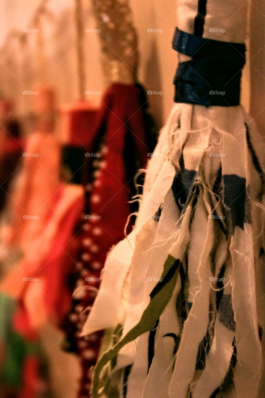 Tassles that swayed on the wind.