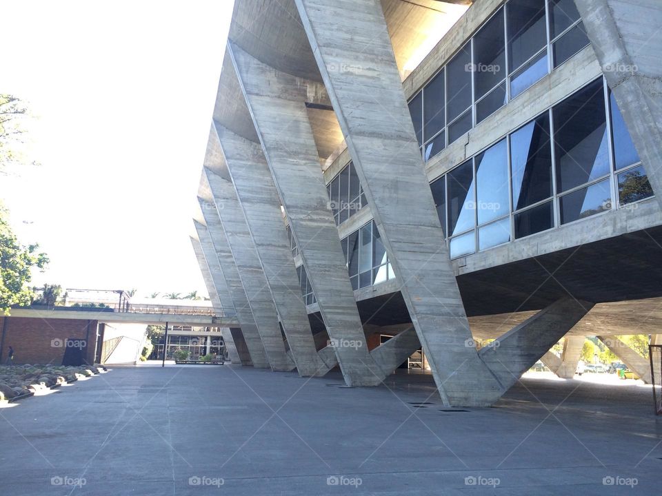 External área o the Museum of Modern Art in Rio de Janeiro within walking distance from Santos Dummont Airport