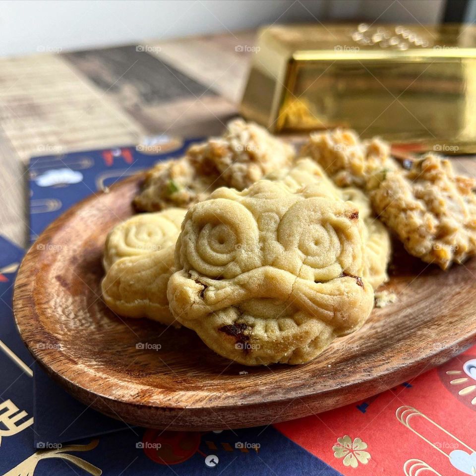 Homebakes Lion head pineapple tarts and fruity cornflakes 