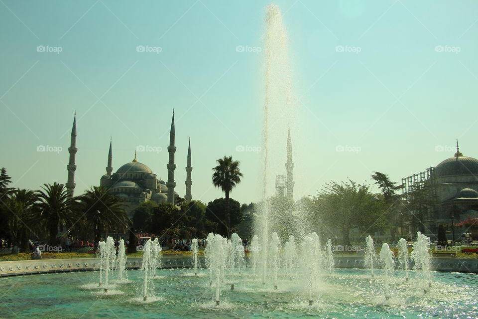 blue mosque. fontaine behind blue mosque