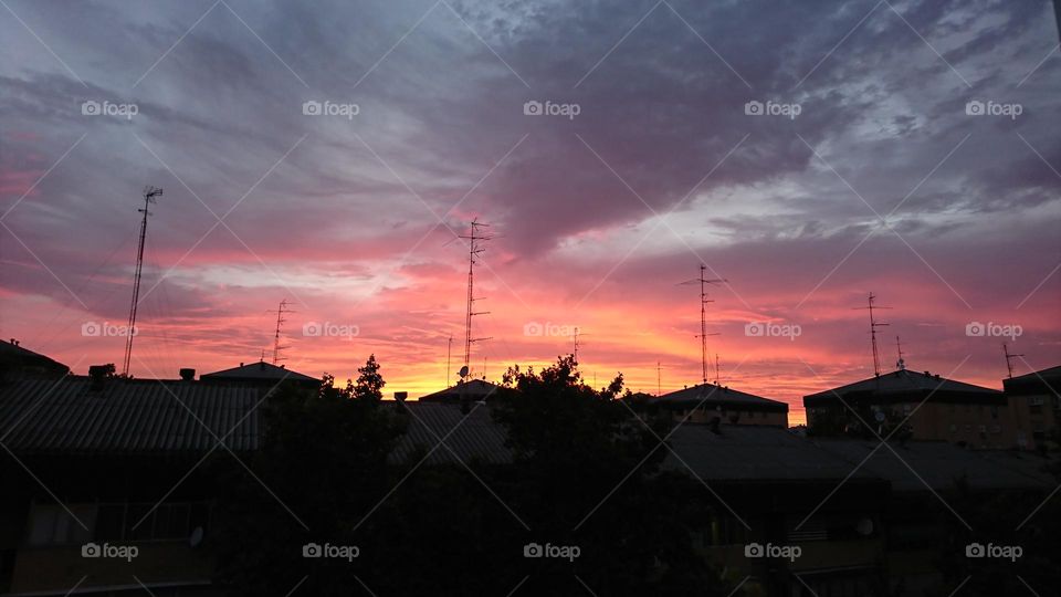 El cielo de oscuridad 