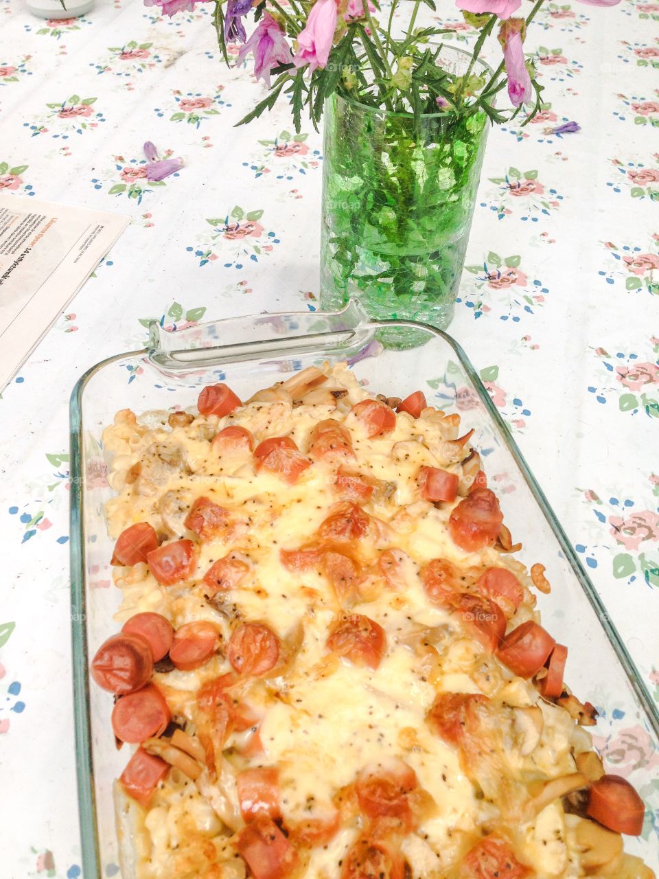 plantbased macaroni sausage gratin