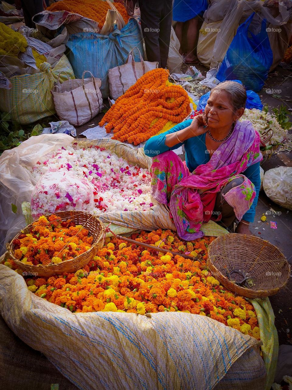 Struggle for living, Selling flowers, Daily Life