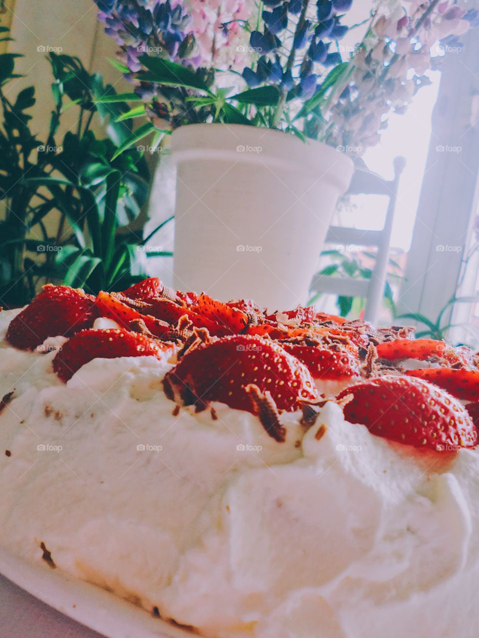 Strawberrie and cream cake 