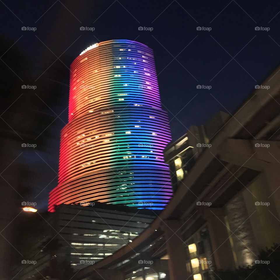 Miami showing support for Orlando victims