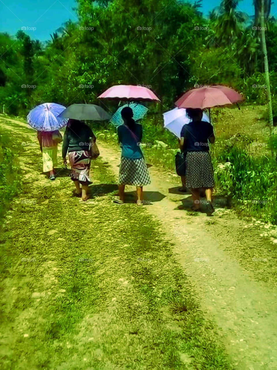 A moment with a zeal to preach all sorts of people at the field.
