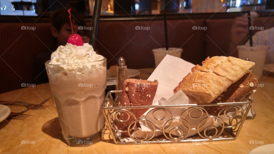 bread and milk shake