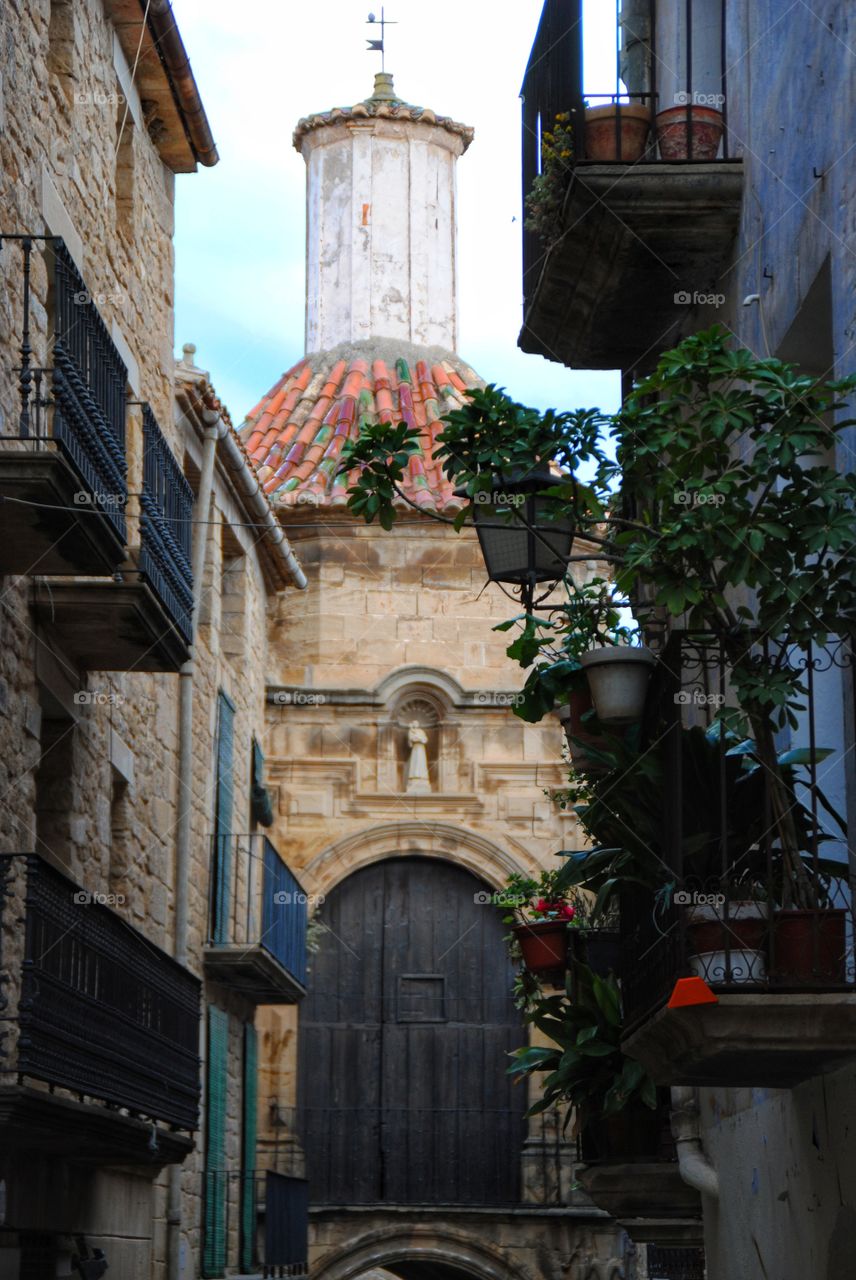 Nice little street in a small town called Calaceite, in Teruel. Named one of the most beautiful villages in Spain