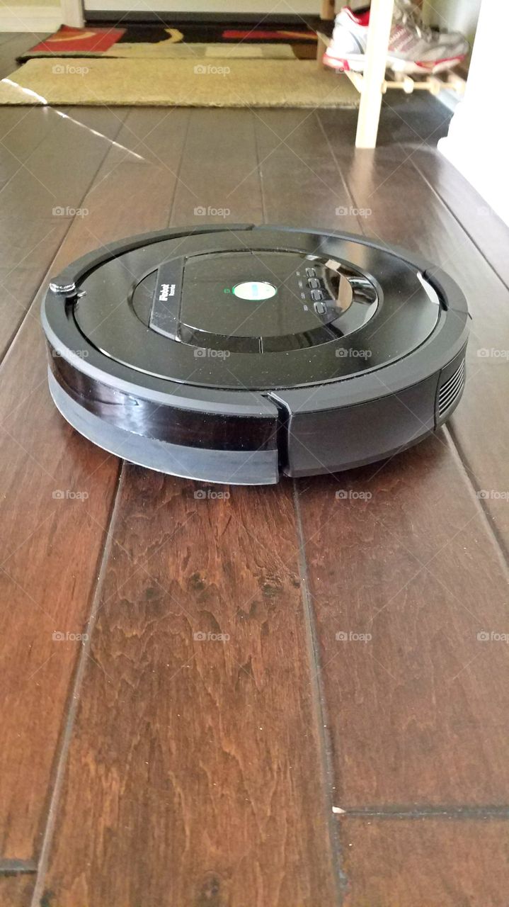 Robot vacuum