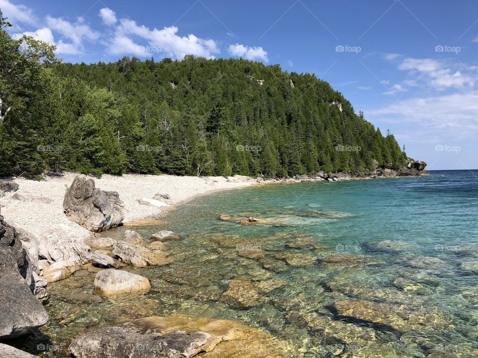 Crystalline water and the desert island