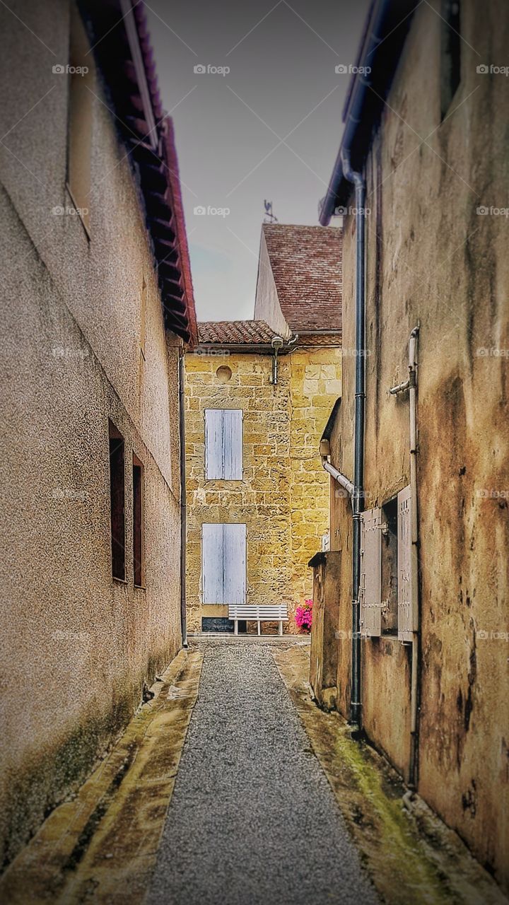 French alley
