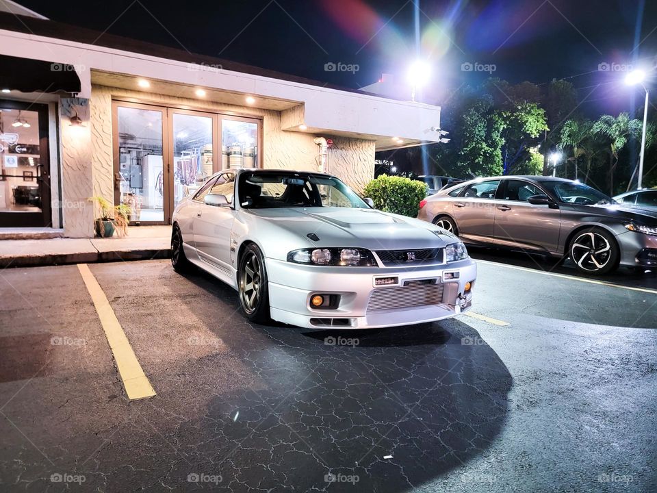Skyline R33