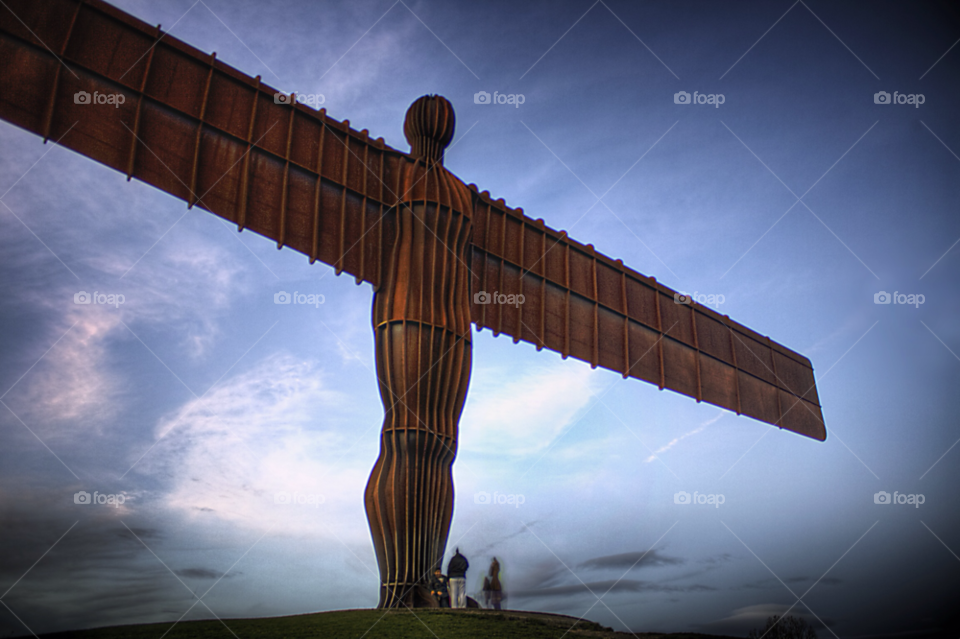 blue red statue brown by benhines