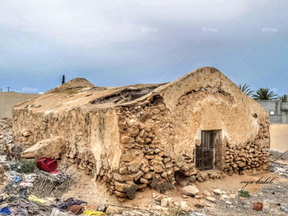 traditional weaving workshop in djerba in tunisia