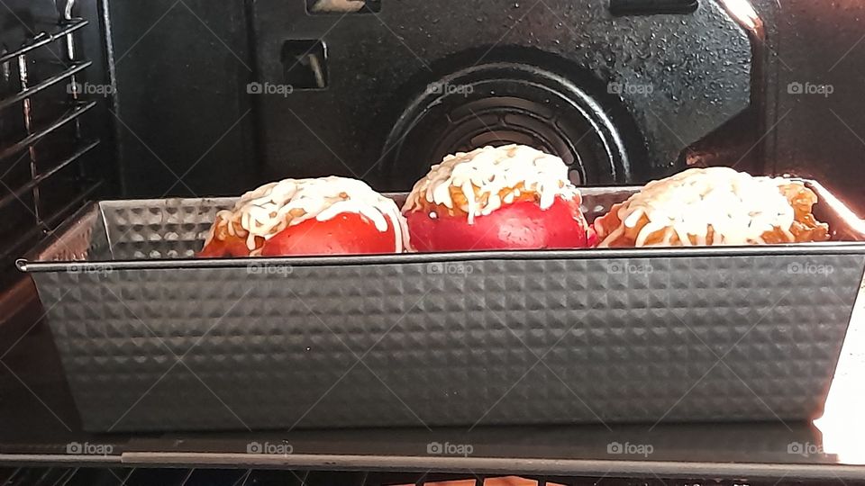 Gefüllte und überbackene Paprika