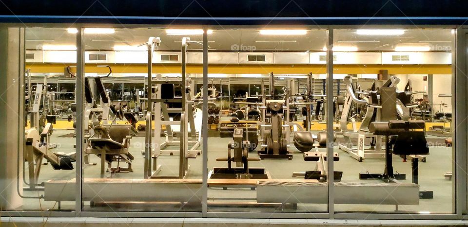 Windows. Gym. Healthy life