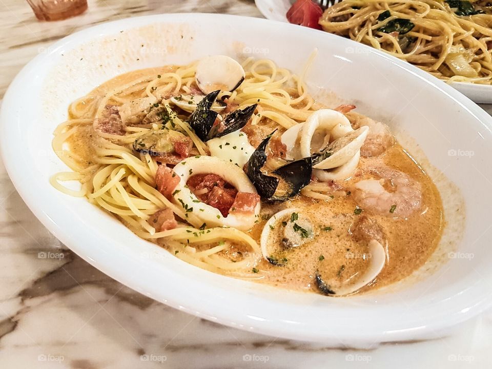Seafood creamy pasta 