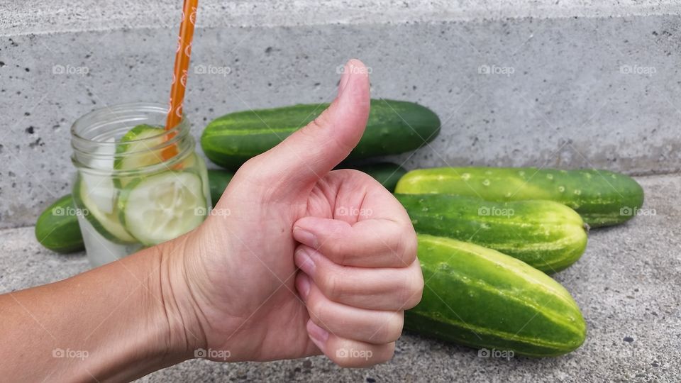 cucumber water